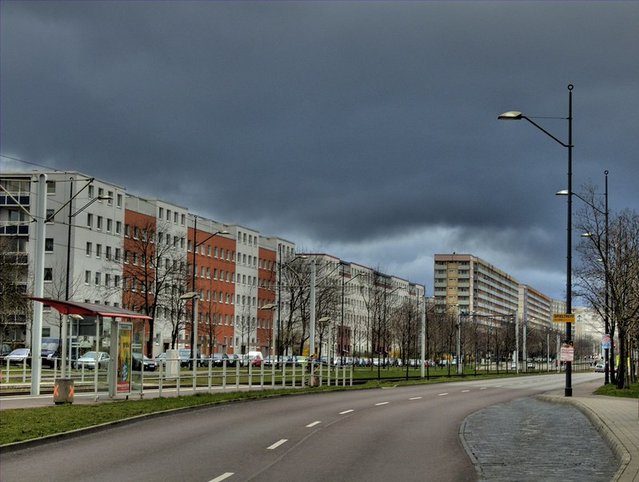 De Magistrale in Halle-Neustadt door Harald Henkel (bron: Flickr)