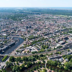 Luchtfoto Haarlem door Aerovista Luchtfotografie (bron: Shutterstock)