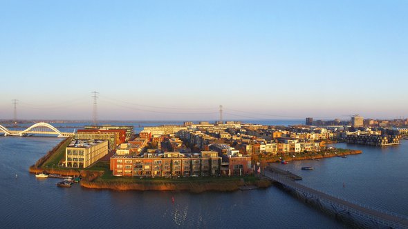 Aerial view on IJburg, Amsterdam door Claire Claire Slingerland (bron: Shutterstock)