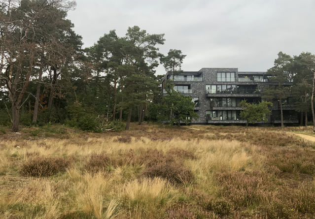 Natuur en woningen door Anton Coops (bron: KAN Bouwen)