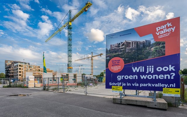 Diemen, Nederland door Milos Ruzicka (bron: Shutterstock)