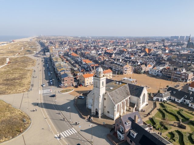Luchtfoto Katwijk aan Zee, Nederland door Robin Dessens (bron: Shutterstock)