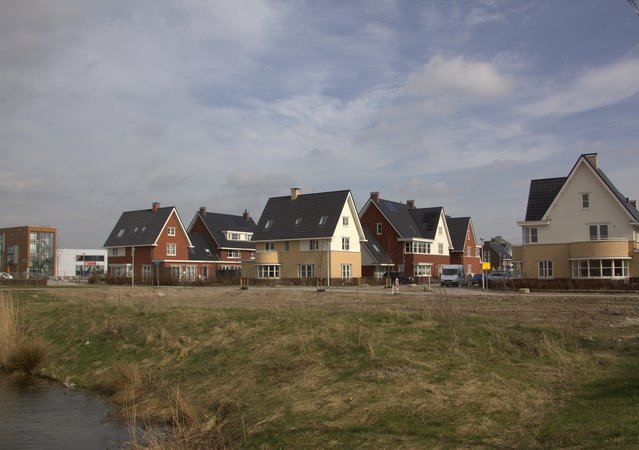 Nieuwbouw in de wijk De Bouw in Houten - Jan Dijkstra, Wikimedia Commons door Jan dijkstra (bron: Wikimedia Commons)
