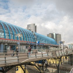 Station Amsterdam Sloterdijk door Erik Laan (bron: shutterstock)
