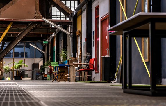 Kunststad NDSM Werf, Amsterdam door Zivko Trikic (bron: shutterstock.com)