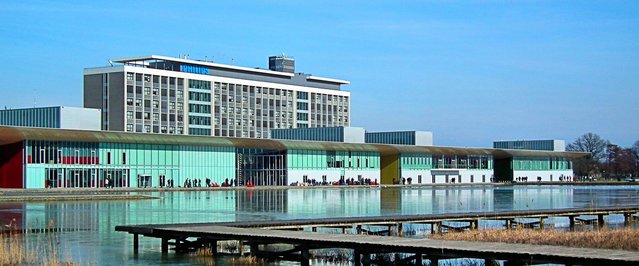 High tech campus Eindhoven door Lea Rae (bron: shutterstock.com)