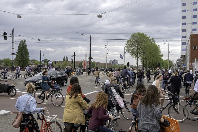 Amstel -> beelden Van der Madeweg en Mr. Treublaan