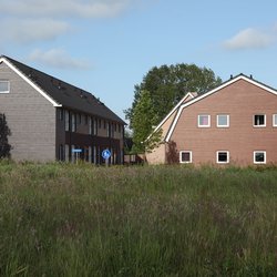 boeren erf | "31104 Kamerik woningbouw Boerenerf (Beuk" (CC BY-ND 2.0) by Ben Kraan Architecten BNA door Ben Kraan Architecten (bron: Flickr)