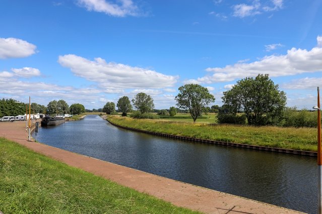 Apeldoorn kanaal door Andre Muller (bron: Shutterstock)
