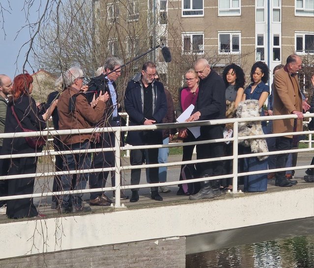 DG Chris Kuijpers op bezoek in Almere Kruidenwijk door Saskia Voest (bron: Gemeente Almere)