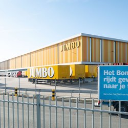 Jumbo distributiecentrum door Rufus de Vries (bron: gemaakt voor het project 'Grip op grootschalige bedrijfsvestigingen' in opdracht van BZK en EZK.)