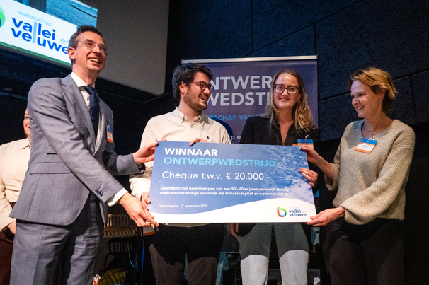 Prijsuitreiking door Martijn Beekman Fotografie (bron: Deltacommissaris)