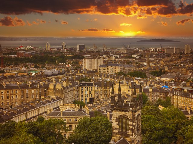 Leith district in Edinburgh door Pav-Pro Photography Ltd (bron: Shutterstock)