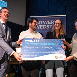 Prijsuitreiking door Martijn Beekman Fotografie (bron: Deltacommissaris)