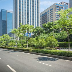 exterior of a modern office building door John_T (bron: Shutterstock)