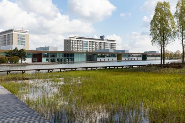 High Tech Campus en Philips hoofdkantoor, Eindhoven door Lea Rae (bron: Shutterstock)