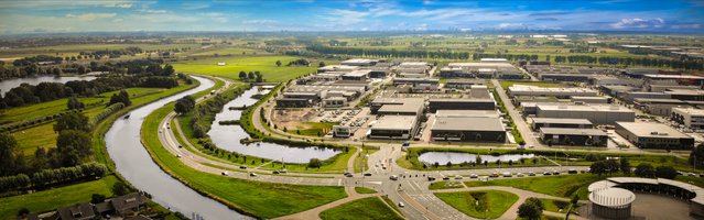 Luchtfoto bedrijventerrein Coenecoop, Waddinxveen door KiwiK (bron: Shutterstock)