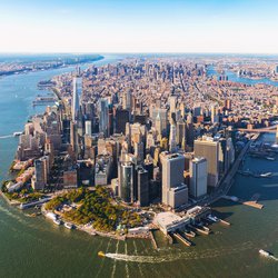 Manhattan luchtfoto door TierneyMJ (Shutterstock)