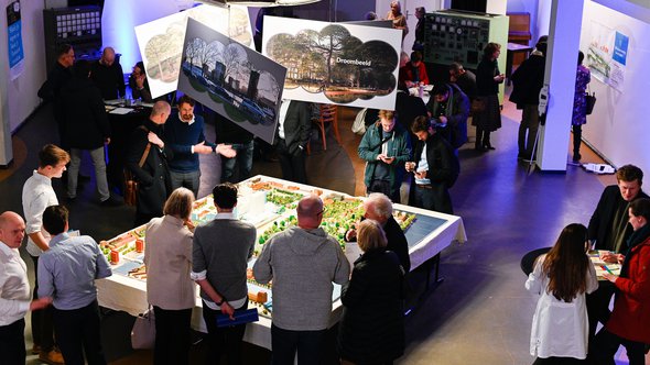 Co-creatieve sessie met bewoners en stakeholders van De Plekkenmakers voor ParkHaven010 Rotterdam. door Sandra Koning (bron: De Plekkenmakers)