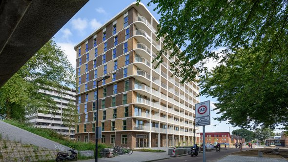 Echtenstein Amsterdam Zuidoost door Rindert van den Toren (bron: nai010uitgevers)