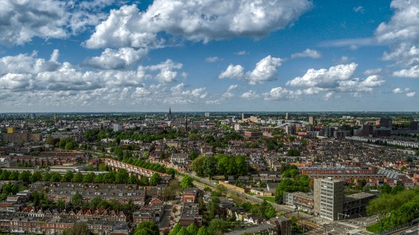 Center_city_cloudy_groningen_netherlands door PXhere (bron: PXhere)