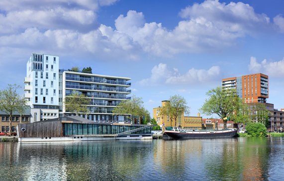 Piushaven in Tilburg door TonyV3112 (bron: Shutterstock)
