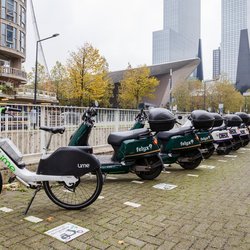 Mobiliteitsknooppunt Rotterdam Centraal door Edwin Muller Photography (bron: Shutterstock)