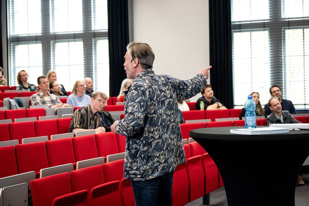 David Sim tijdens het sLIM symposium door Ineke Lammers (bron: Gebiedsontwikkeling.nu)