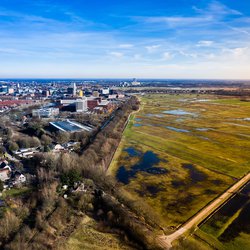 A birds eye view of the city border of Den Bosch, Noord-Brabant, Netherlands. door Alseenrodelap.nl - Elco (bron: shutterstock)