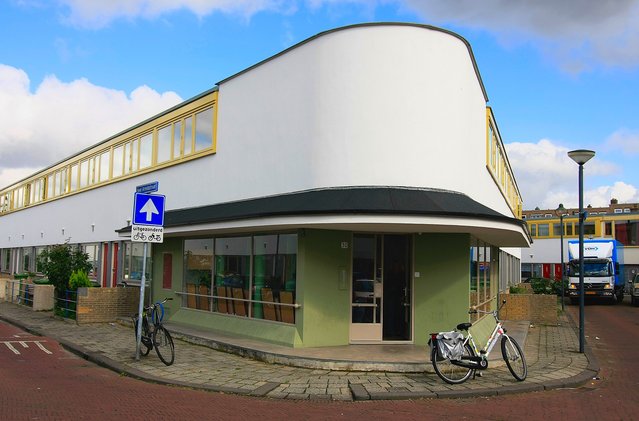Winkelpand aan de Heer Arnoldstraat, Rotterdam door Avalphen (bron: Wikipedia Commons)
