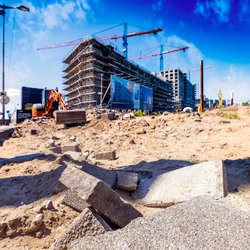 Gebouw onder constructie in Rotterdam door Serhii Milekhin (bron: Shutterstock)