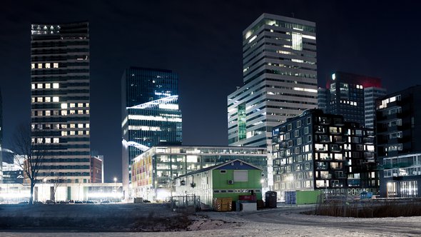 zuidas by night