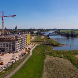 Luchtfoto Noorderhaven, Zutphen door Maarten Zeehandelaar (bron: shutterstock.com)