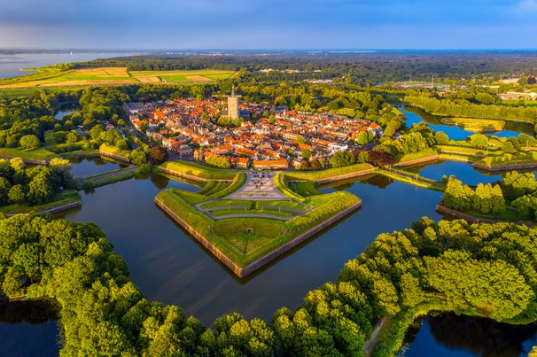 Naarden, Noord-Holland door Boris Stroujko (bron: Shutterstock)