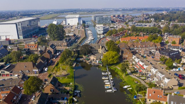 Havengebied Alblasserdam door Cees van de Wal (bron: alblasserdam.nl)