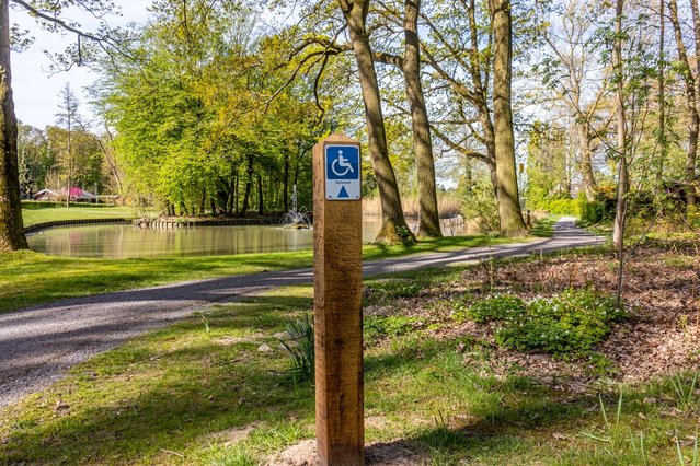 Wandelbord voor gehandicapten door Foto Para Ti (bron: Shutterstock)