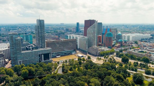 Vogelvlucht van Den Haag door Collection Maykova (bron: Shutterstock)