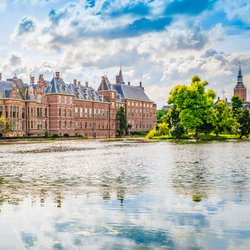 Binnenhof in Den Haag door NAPA (bron: Shutterstock)