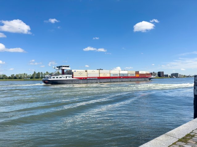 De Maas, Dordrecht door TTStock (bron: shutterstock)
