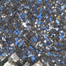 Luchtfoto van Dharavi door Sanket Shigvan (bron: shutterstock)
