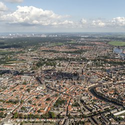 Haarlem, Noord-Holland door Aerovista Luchtfotografie (bron: Shutterstock)