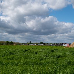 Nieuwbouwlocatie in de polder door Jolanda de Jong-Jansen (Shutterstock)