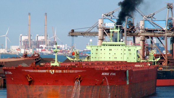 rotterdam haven schip