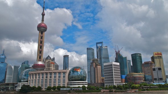 Lujiazui Financial District, Pudong, Shanghai, China door Remko Tanis (bron: Flickr.com)