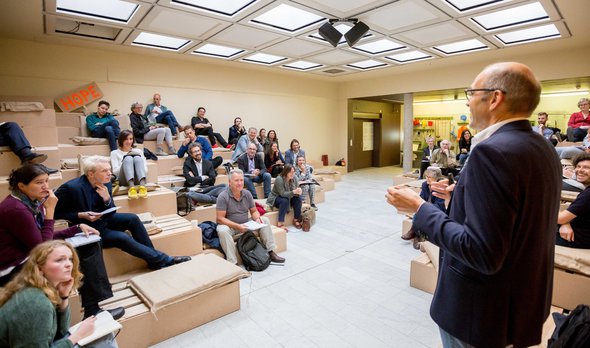 Masterclass tijdens tentoonstelling Places of Hope door Ruben van Vliet (bron: De stad van de toekomst)