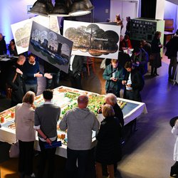 Co-creatieve sessie met bewoners en stakeholders van De Plekkenmakers voor ParkHaven010 Rotterdam. door Sandra Koning (bron: De Plekkenmakers)