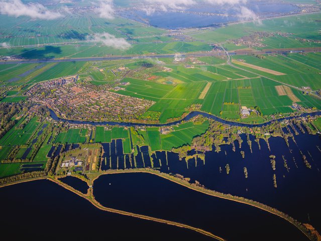 Luchtfoto Nederlands landschap door Daria from TaskArmy.nl (bron: Unsplash)