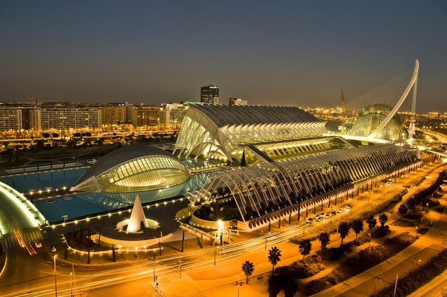 Ciudad de las Artes y las Ciencias door Jcca76 (bron: Wikimedia Commons)