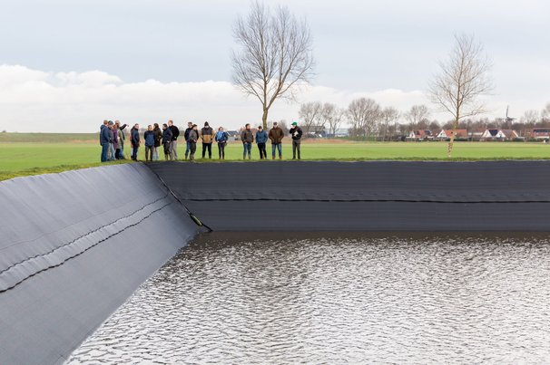 Veldbezoek waterbassin.jpg door Living Lab Schouwen-Duiveland (bron: Living Lab Schouwen-Duiveland)