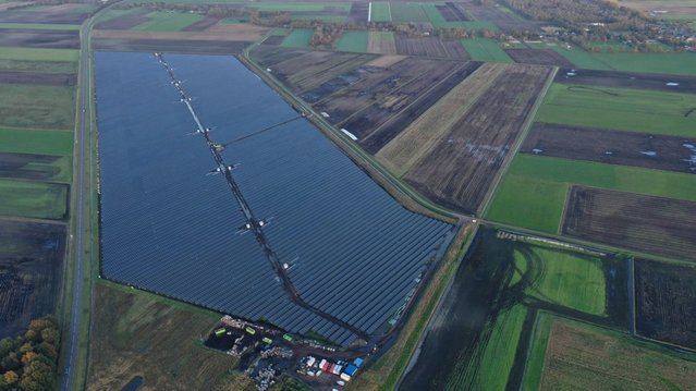Luchtfoto door IvanStoter (bron: Wikipedia Commons)